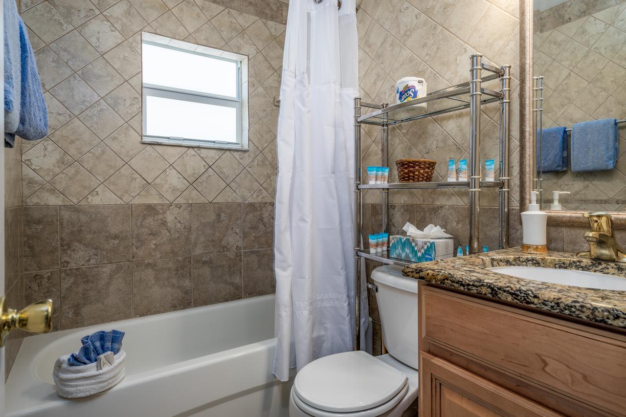 Gulf Breeze Condos Fort Myers Beach Exterior foto